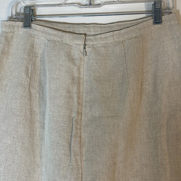 NWT. Talbots 12 Irish Linen Blend Embellished Pencil Skirt. - Picture 7 of 8